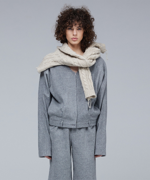 Wool pants detail zip-up