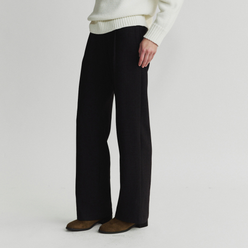 Double one tuck slacks (Black)