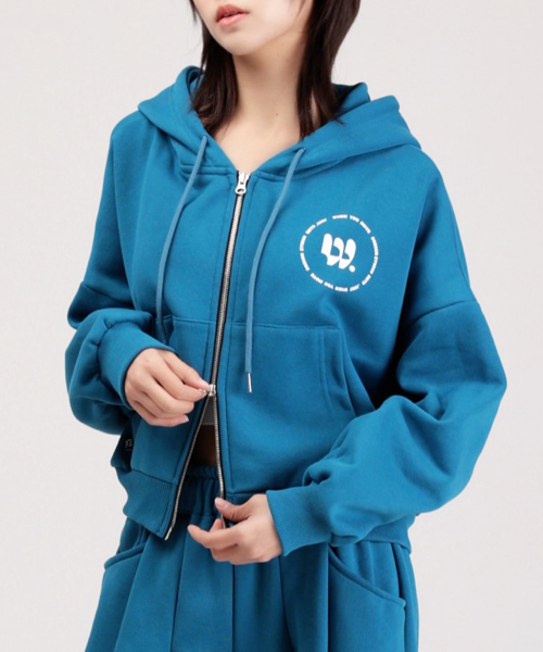 Полукроп худи на молнии с круглым лого BLUE (с начесом)