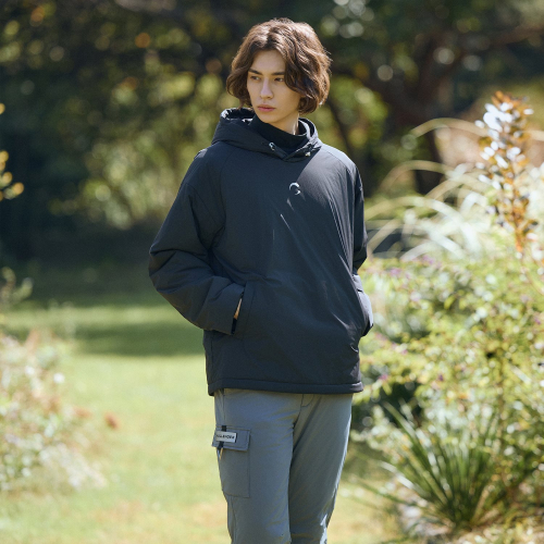 Мужской утепленный анорак ADDICTED Hooded Padded Woven Top Black