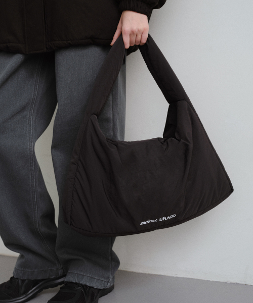 Large padded bag