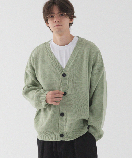 classic over-fit v-neck cardigan (light khaki)