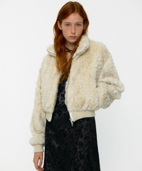 【LOULOUSEOUL】Winter Zip-up Fur Jacket (Ivory) Winter Zip-up Fur Jacket (Ivory) - 감도 깊은 취향 셀렉트샵 29CM
