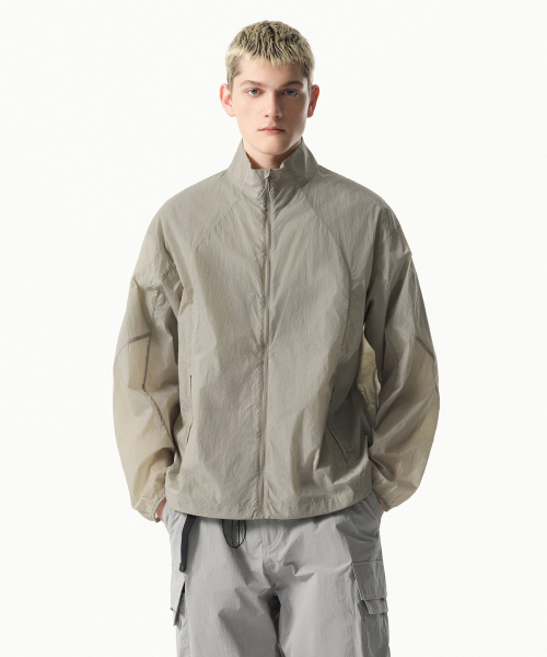 Прозрачная ветровка с высоким воротником — Grayish Beige