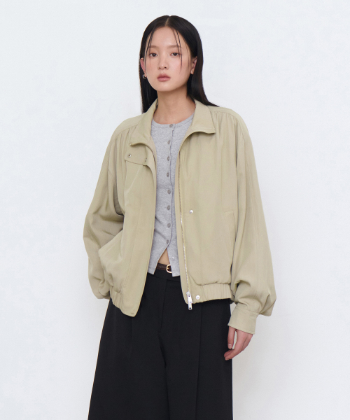 Женская RN куртка-блузон со сборкой и высоким воротником — Light Beige