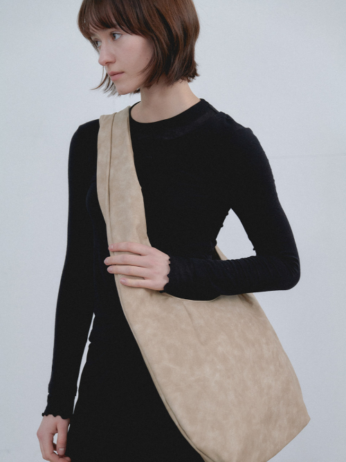 【ACOC】MID TANGLE TWIST BAG