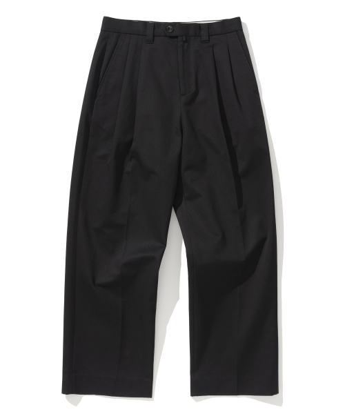 two tuck cropped pants black