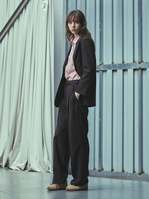 One tuck wide pants_YA9LPNA