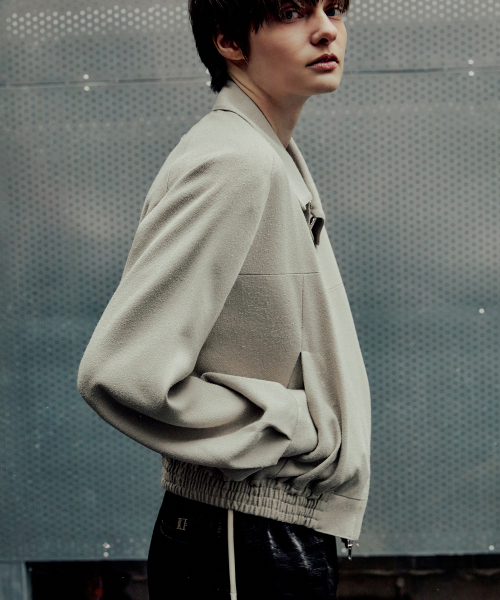blue куртка ashbeige