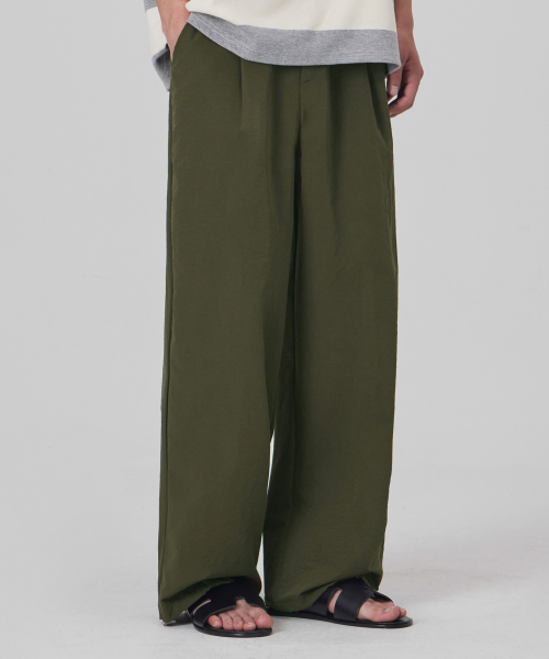 Широкие брюки на завязках Khaki