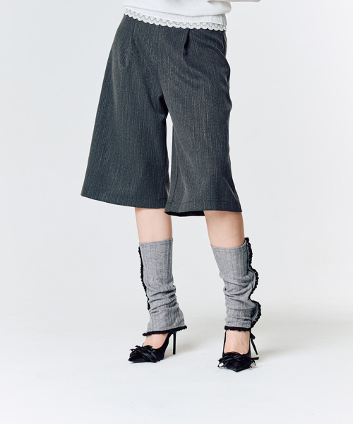 L15 LACE BERMUDA PANTS (CHARCOAL)