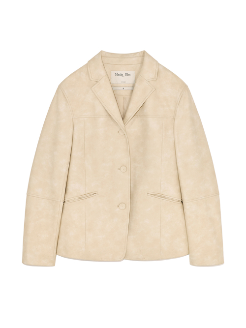 마뗑킴(MATIN KIM) WASHED MATT LEATHER SINGLE BLAZER IN LIGHT