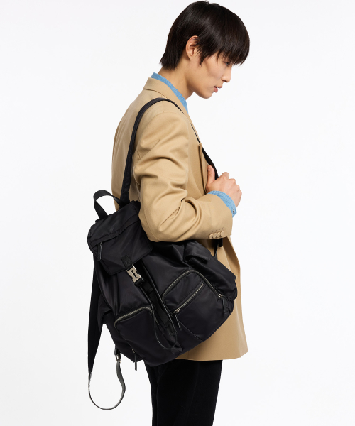 Hey Double Pocket Backpack L (헤이 더블 포켓 백팩 라지) Black