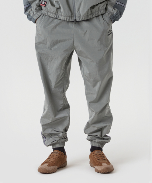 엄브로() HBL 노팅엄 우븐 조거 팬츠 카키(UQ121CPT22) 상품 이미지