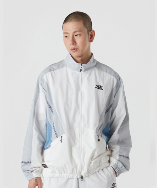 엄브로() HBL 노팅엄 스탠넥 웜업 바람막이 자켓 아이보리(UQ121CJK23) 상품 이미지