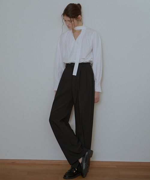 Classic Wide Slacks [Black]