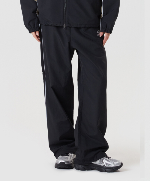 엄브로() 엔지니어드(Engineered) 우븐 와이드 2WAY 팬츠 블랙(UQ121CPT23) 상품 이미지