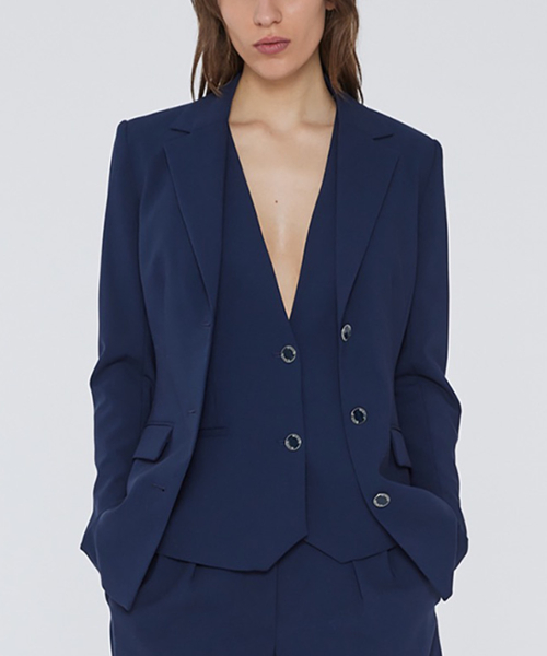 (W) облегающий шерстяной блейзер темносиний FITTED SUITING BLAZER NAVY BLAZER