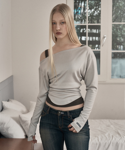 Amy Unbal Shirring Top (Sand)