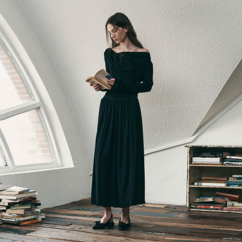 PM_Off-the-shoulder top and skirt set_2color