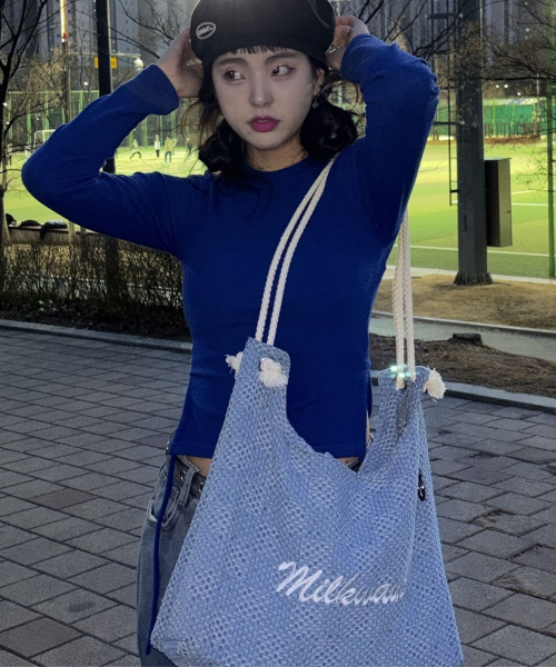 Denim Wavy Journey Shoulder Bag [Light Indigo]