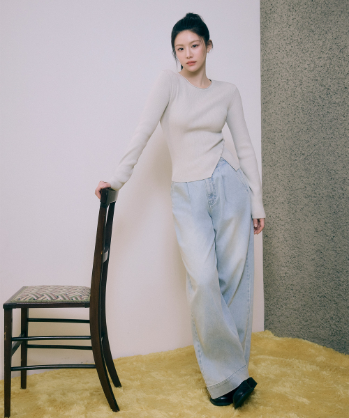 마리떼 프랑소와 저버() [고윤정 착용] W LOW-WAIST TUCK WIDE DENIM PANTS light blue 상품 이미지