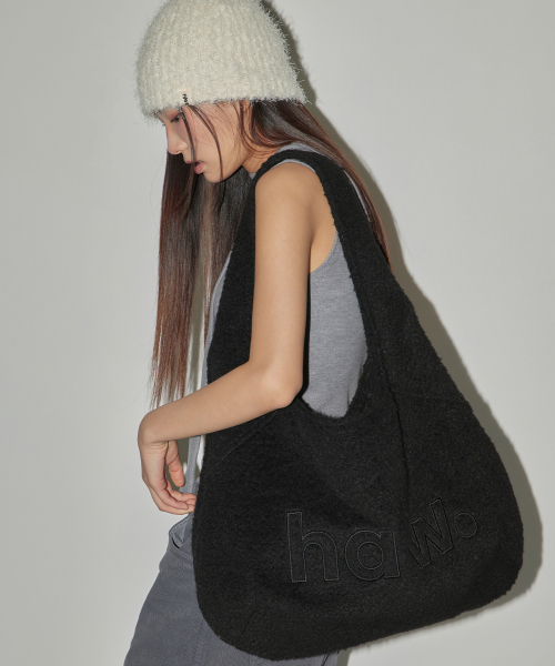 해브어웨일(HAVEAWHALE) wool pebble bag (BK) - 사이즈 & 후기