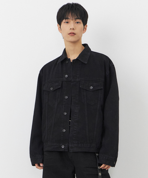 OVERSIZED DENIM TRUCKER куртка [выстиранный черный]