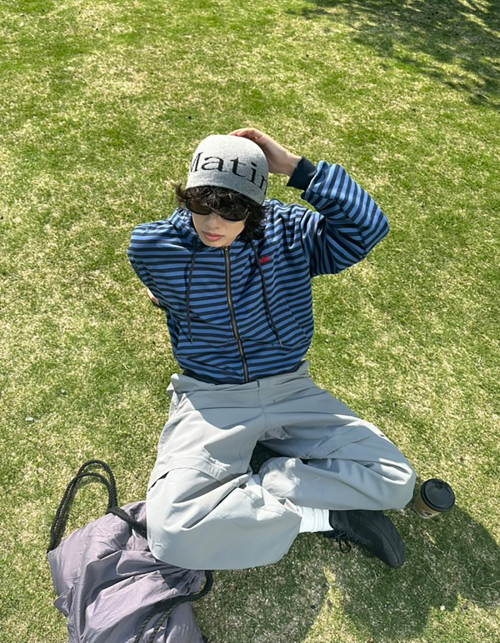 MUSINSA公式 | MATIN KIM LOGO JACQUARD SHORT BEANIE IN GREY