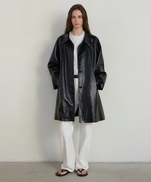 HIDDEN BUTTON LEATHER HALF COAT - BLACK