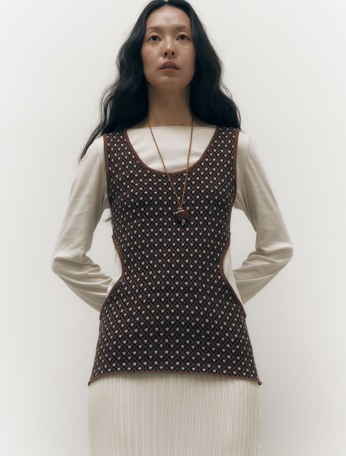 Jacquard cut out knit vest <<<protect0>>>