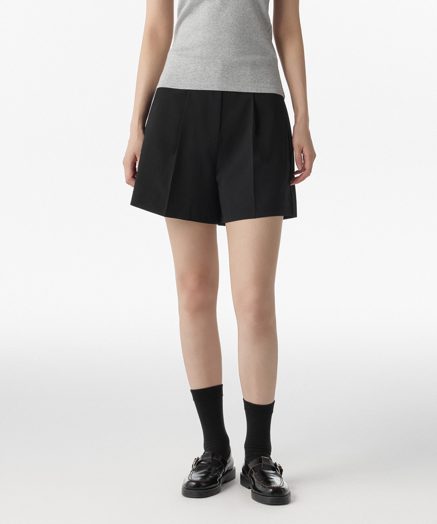 WOMENS LINEN-LIKE ONE TUCK BANDING SHORTS [BLACK]