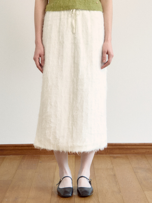 시엔느() 김지민 착용 Fia Skirt (White) 상품 이미지