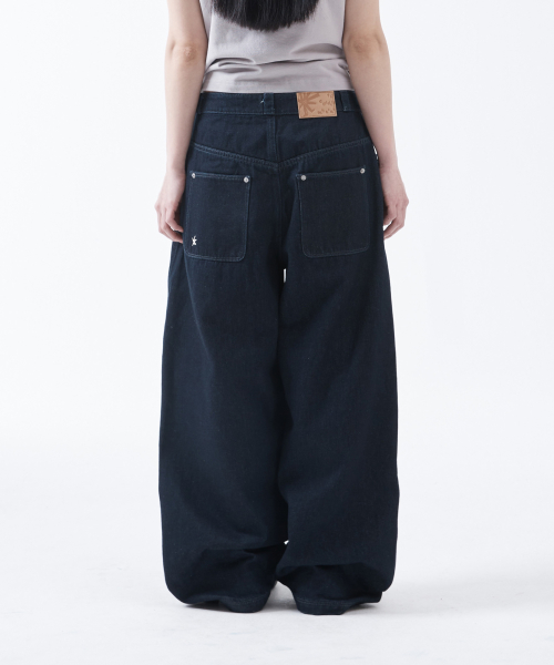 TCM curved raw denim pants (blue)