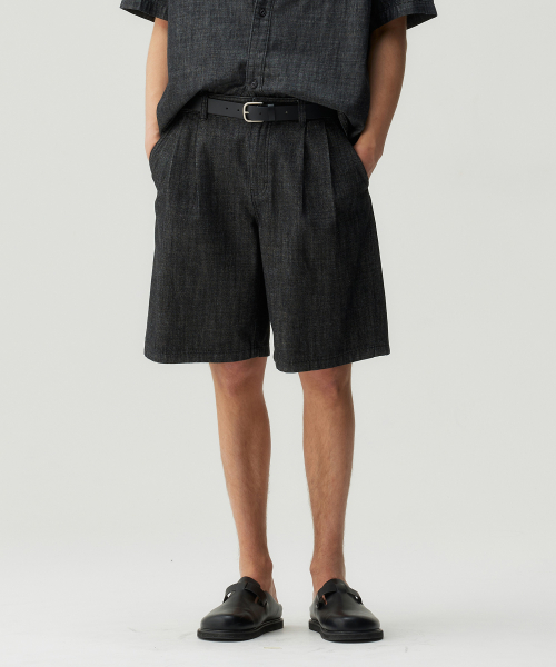Two-tuck Bermuda Low Temperature Denim Half Pants - 2color