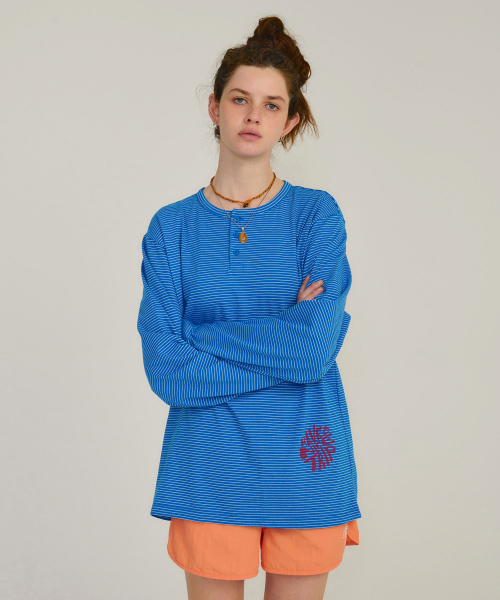 헬로 선라이즈(HELLO SUNRISE) Henley Neck Stripe LS Tee_Blue