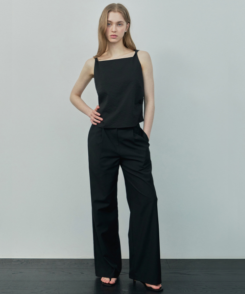 Широкие брюки с одной складкой / Black