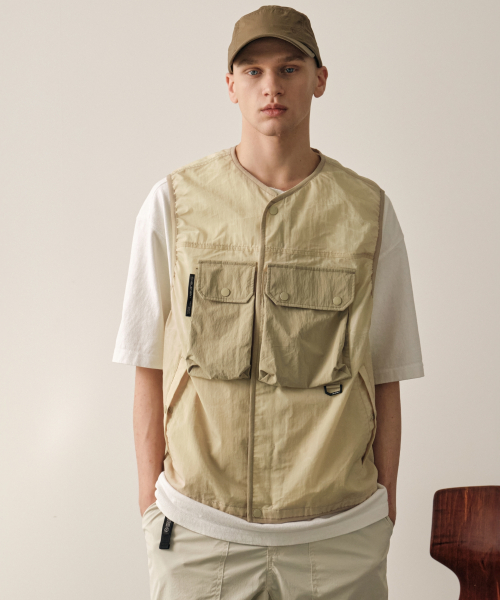 Жилет Gayle с вощеными карманами (BEIGE)