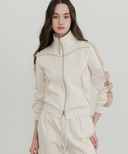 (W) Трикотажная куртка Nuage Lounge в цвете Cream