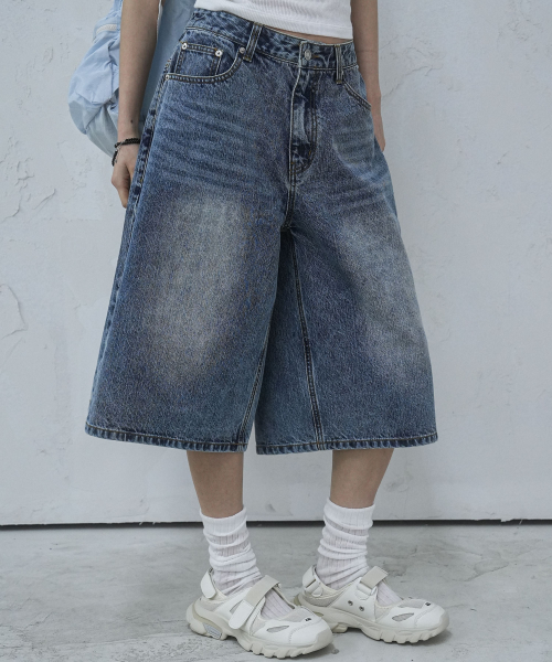 AMG Denim Shorts LIGHT BLUE