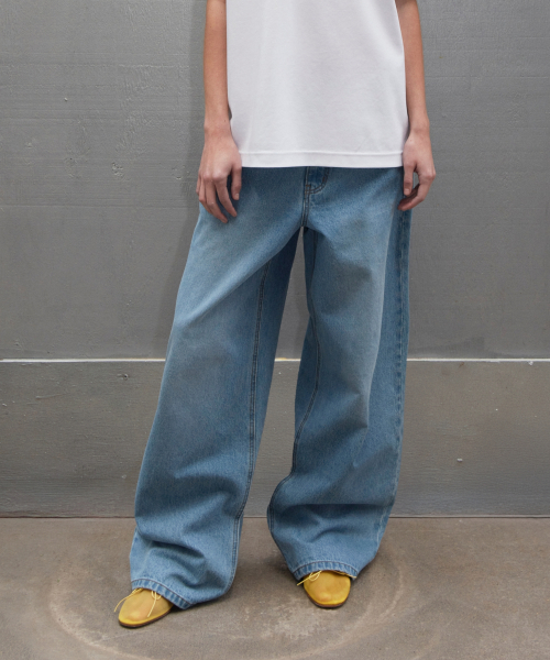 WOMEN ERA WIDE FIT DENIM PANTS - LIGHT BLUE