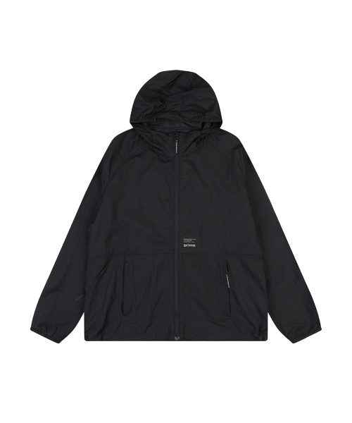 PACKABLE PANEL WINDBREAKER (BLACK)