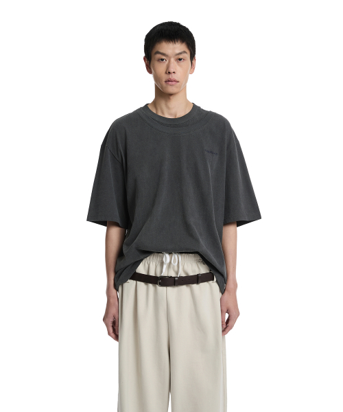 Double Neck Layered T-Shirt_Grey