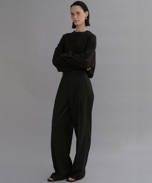 Fine wool pintuck tailored slacks_black