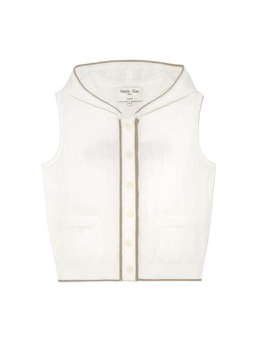 WRINKLE HOODY BUTTON KNIT VEST IN IVORY