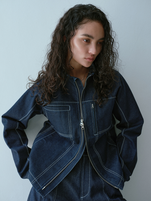 CURVERD DENIM JACKET (DARK BLUE)