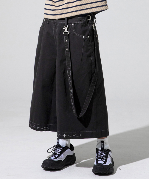 XP285 웨스턴 체인 버뮤다 코튼 팬츠 (BLACK)