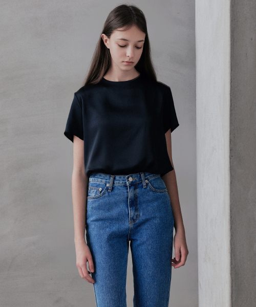Keil атласная блузка Black