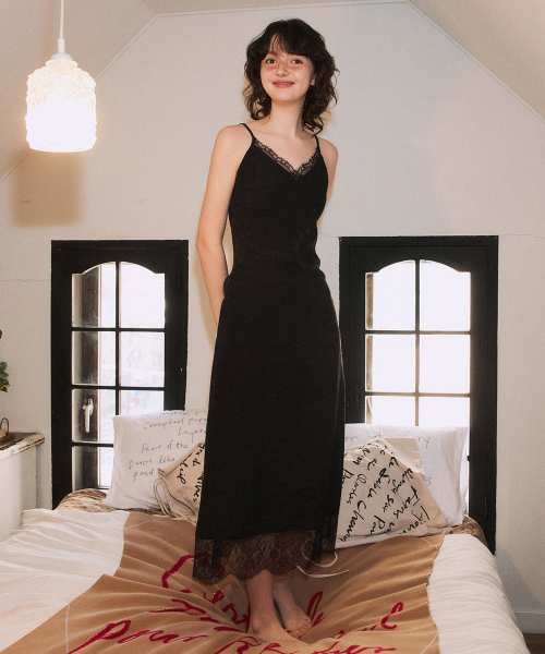 Silky Jacquard Lace Dress (Black)