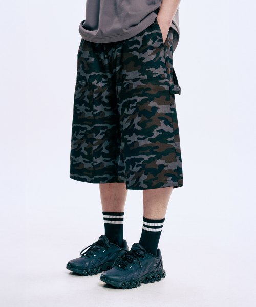 Шорты-карпентеры бермуды камуфляж Dark Camo